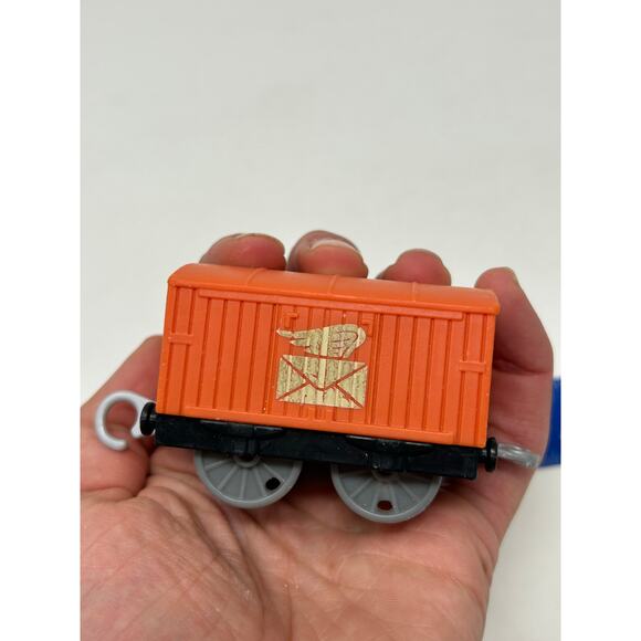 Mattel Thomas Trackmaster Mail Car Motorized Train 2013 - Picture 6 of 9